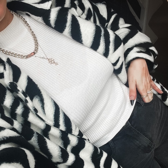 Boohoo Zebra Belted Wool Look Coat - Picture 11 of 15